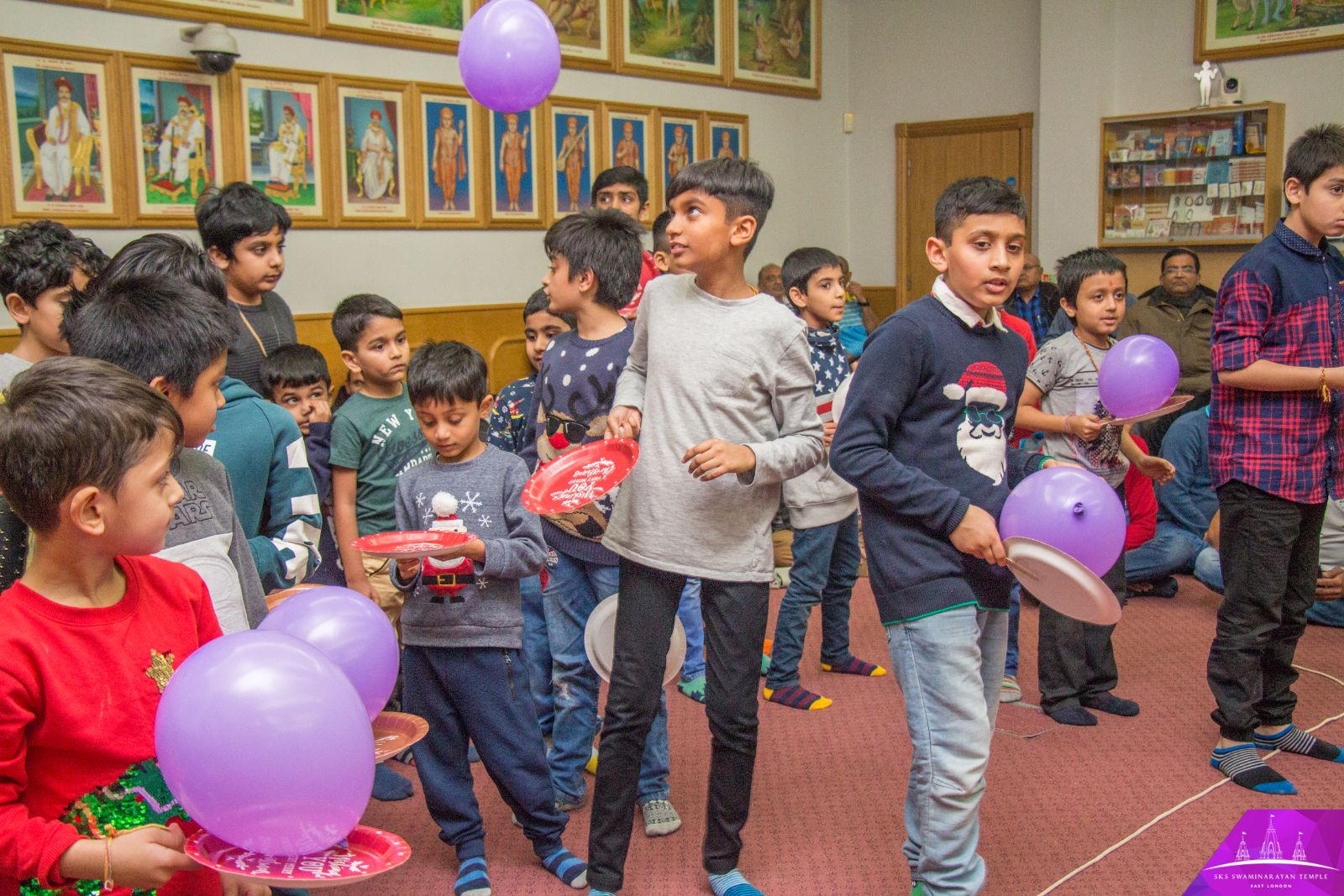 ©1987-2017 SKS Swaminarayan Temple East London